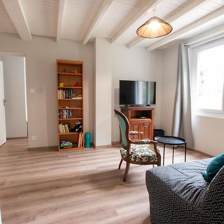 فيلا Mas Des Cypres, Clim - Jardin En Camargue آرْلْ المظهر الخارجي الصورة