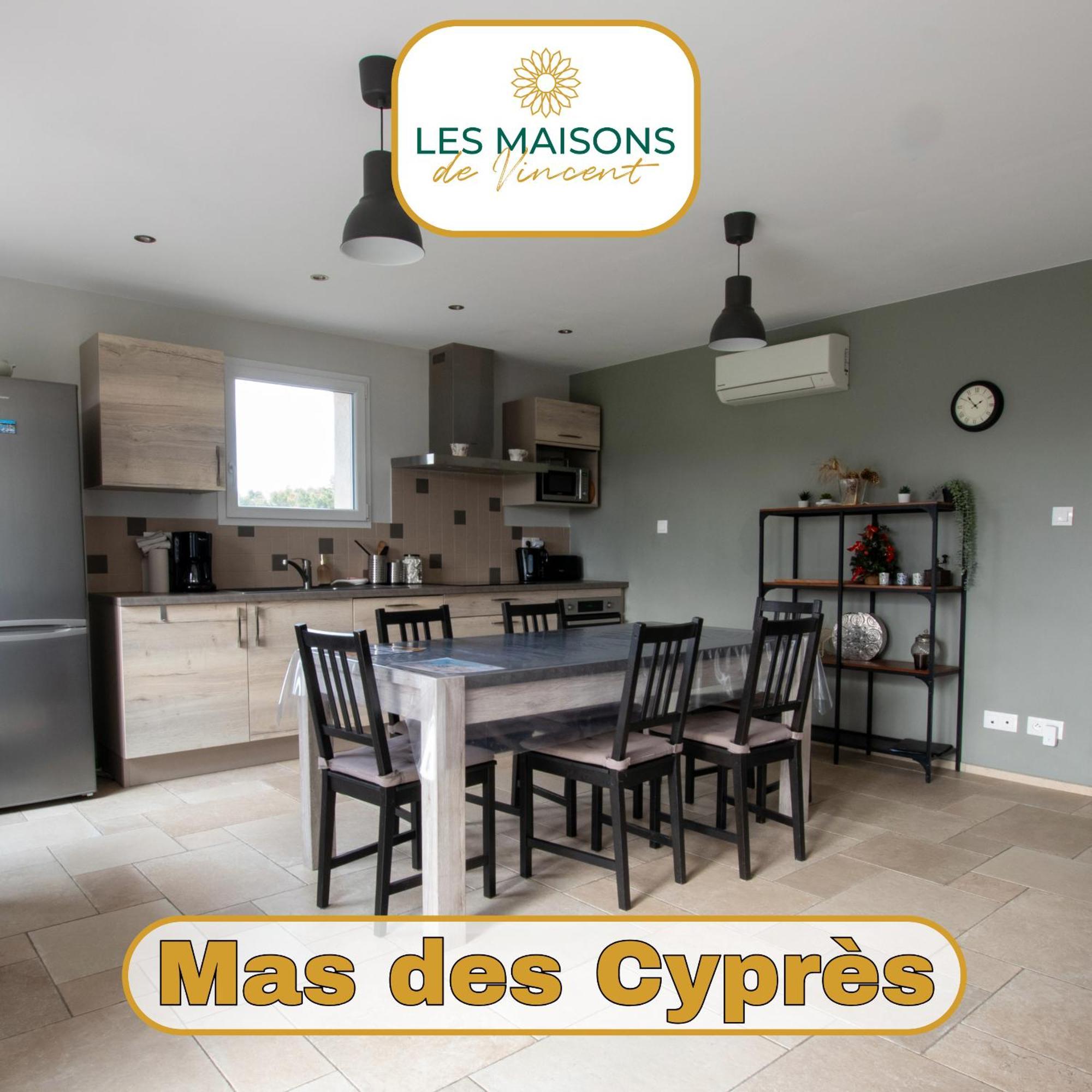 فيلا Mas Des Cypres, Clim - Jardin En Camargue آرْلْ المظهر الخارجي الصورة